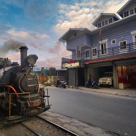 Hotel Hill Queen Near Sherpa Gumba Darjeeling Mall 5 Min Couple Friendly Eksteriør billede