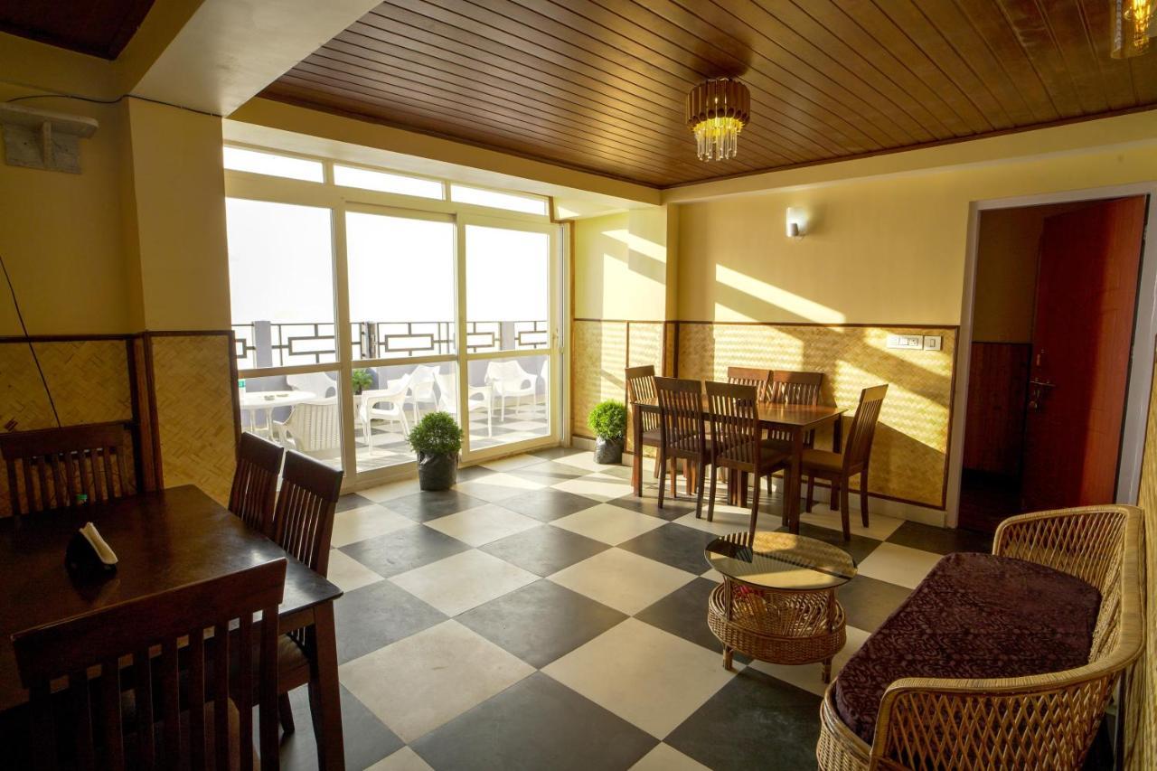 Hotel Hill Queen Near Sherpa Gumba Darjeeling Mall 5 Min Couple Friendly Eksteriør billede