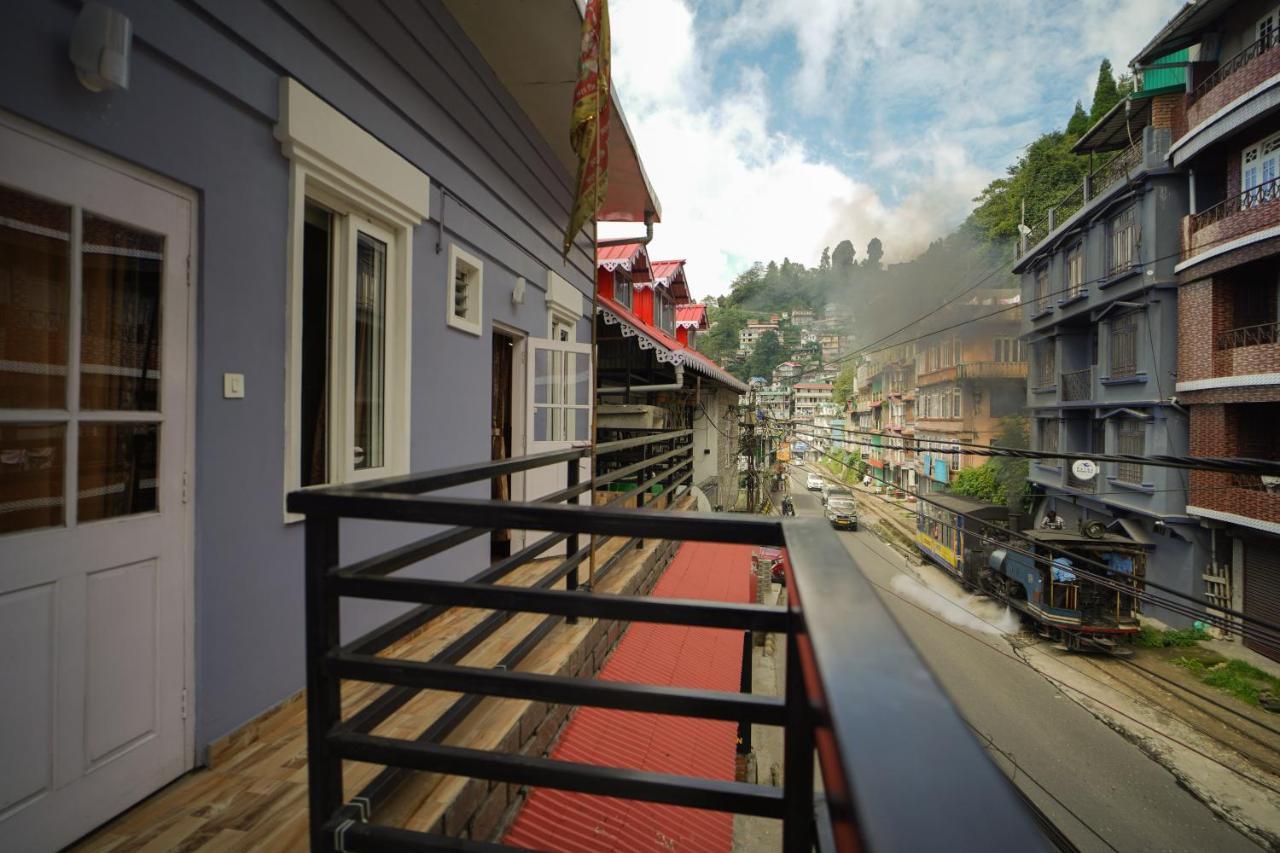 Hotel Hill Queen Near Sherpa Gumba Darjeeling Mall 5 Min Couple Friendly Eksteriør billede
