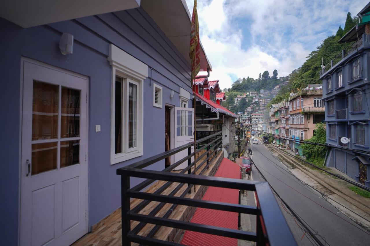 Hotel Hill Queen Near Sherpa Gumba Darjeeling Mall 5 Min Couple Friendly Eksteriør billede