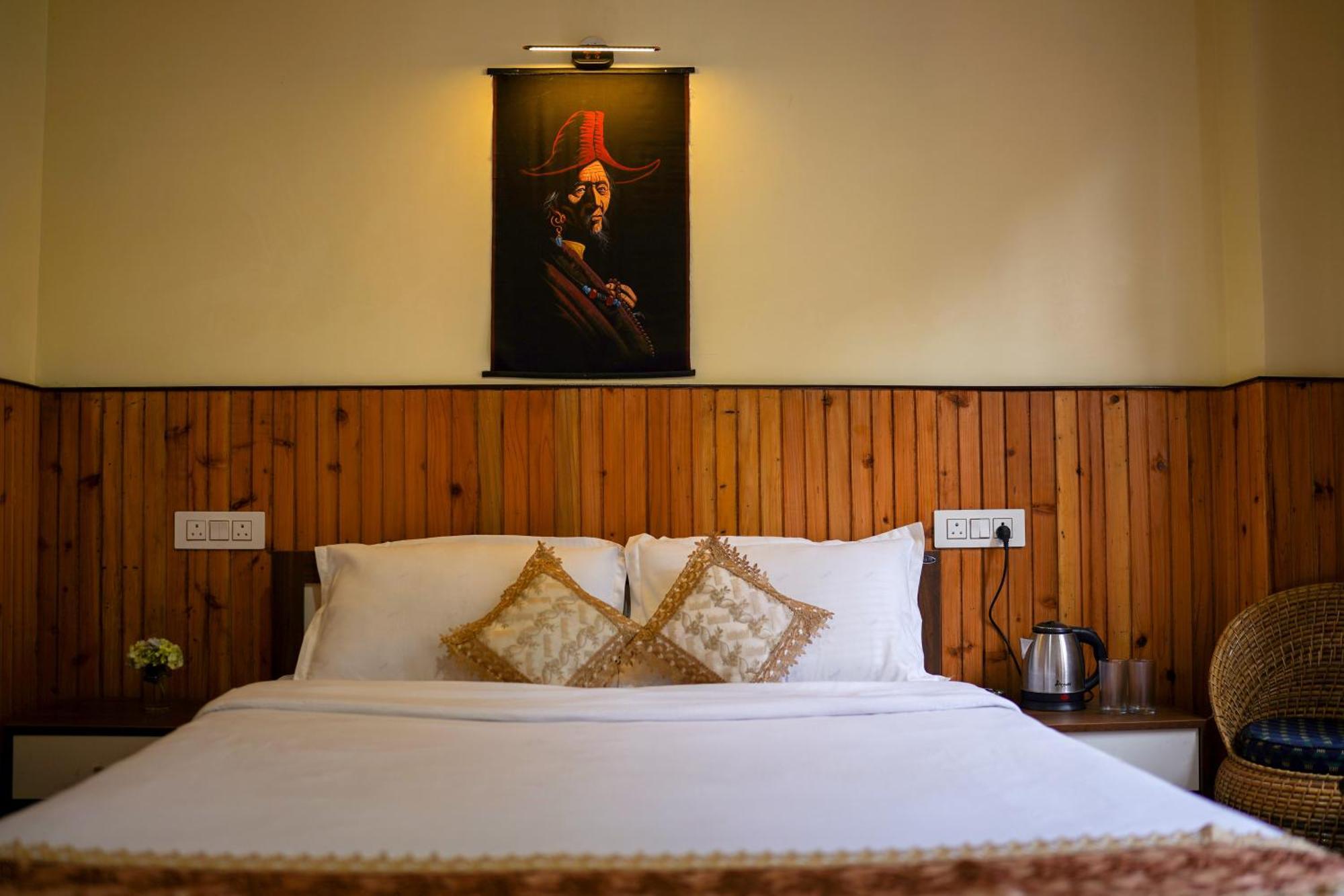 Hotel Hill Queen Near Sherpa Gumba Darjeeling Mall 5 Min Couple Friendly Eksteriør billede